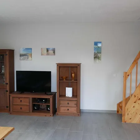 Sellin Apartment *